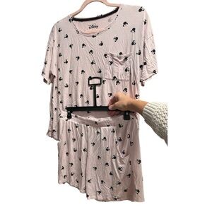 Disney Minnie Mouse Pajama Short Set,‎ Pink/Black, size Small